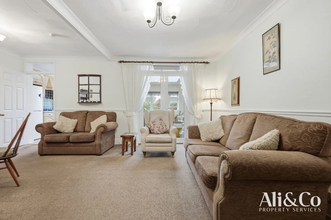 Connaught Avenue, Grays, Essex, RM16 2XS, photo 9