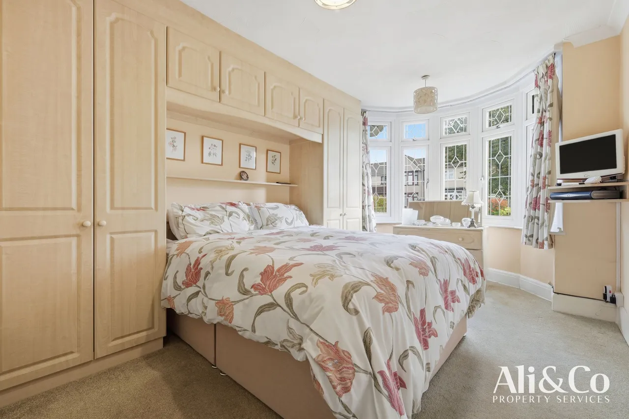 Connaught Avenue, Grays, Essex, RM16 2XS, photo 14