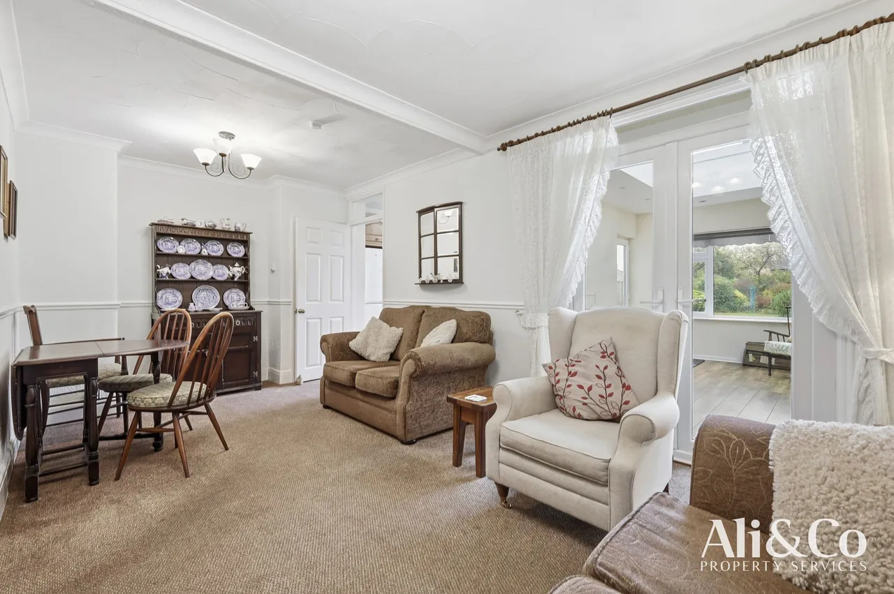 Connaught Avenue, Grays, Essex, RM16 2XS, photo 11