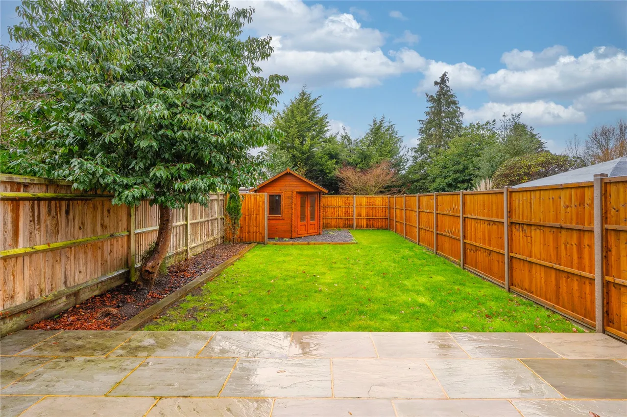 New Haw Road, Addlestone, KT15, photo 7