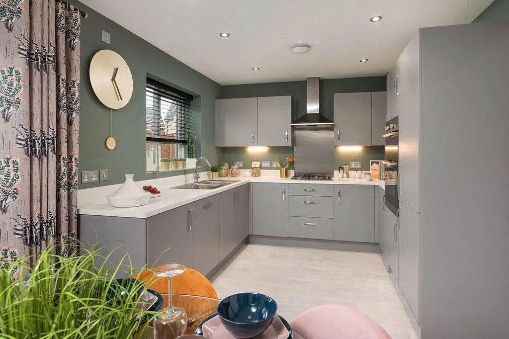 Clover Drive, Shirebrook, NG20, photo 2