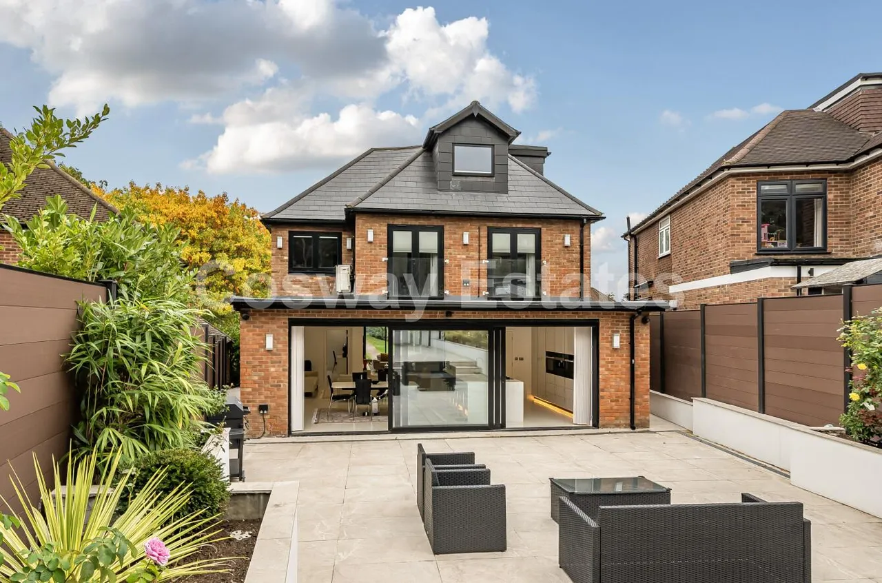 Reddings Close, Mill Hill, NW7, London, photo 5