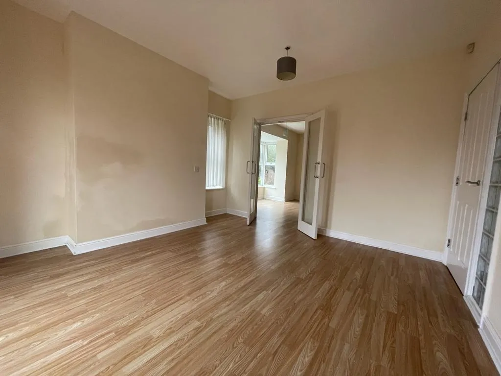 Bury Old Road, Prestwich, M25, photo 3