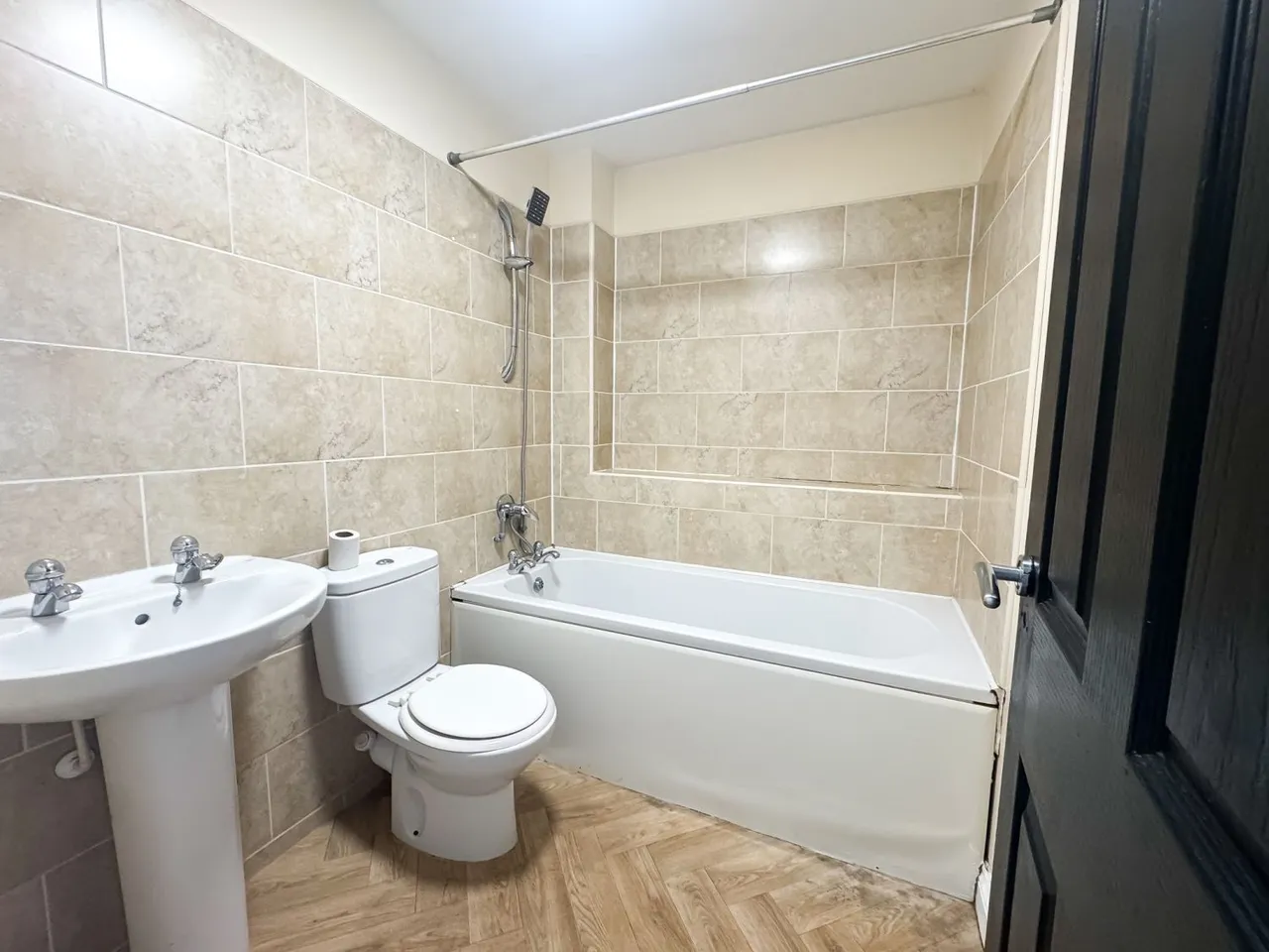 Tenby Road, Redcar, TS10, photo 12