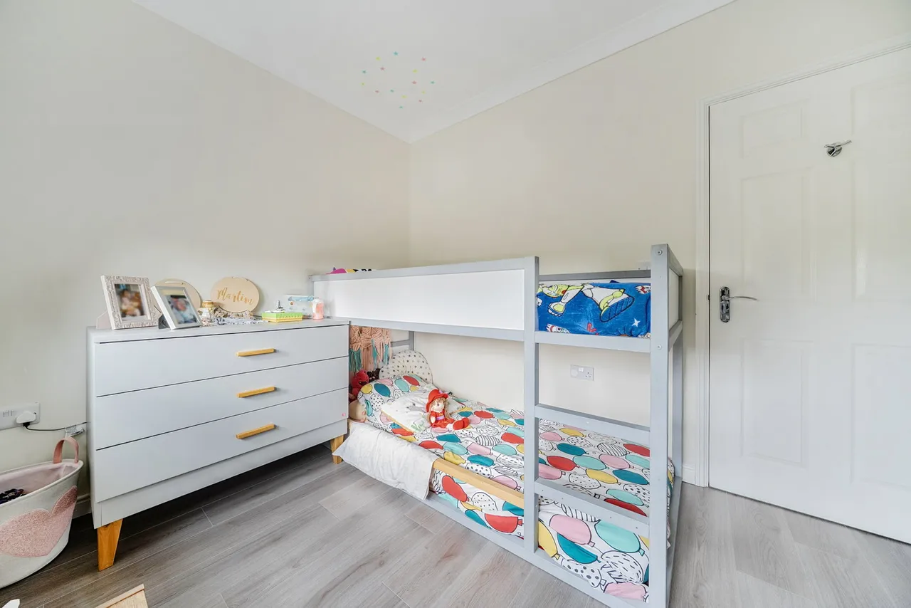 Crondall Terrace, Basingstoke, RG24, photo 8