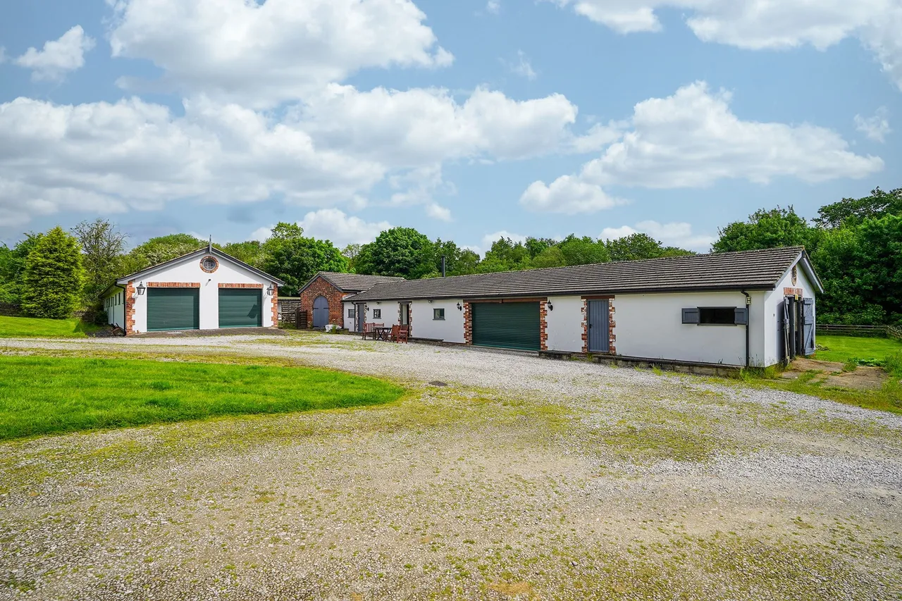 Halfacre Lane, Dronfield, S18, photo 37