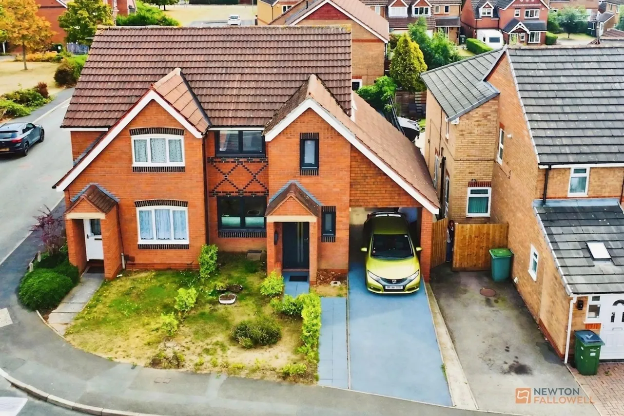 Darien Way, Braunstone, LE3, photo 19