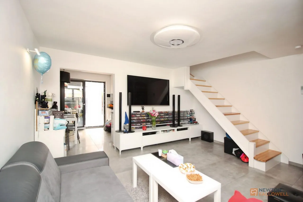 Darien Way, Braunstone, LE3, photo 3