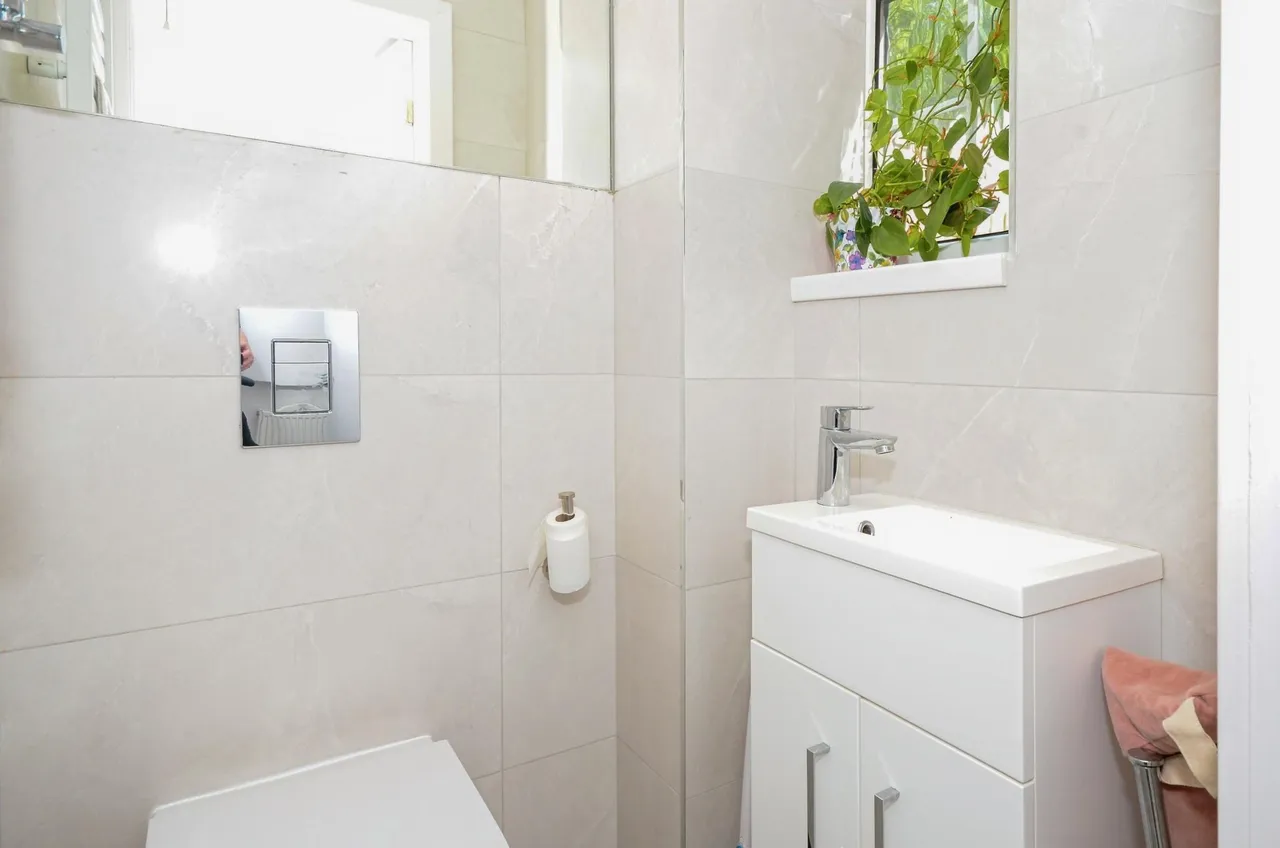 Willows Close, Pinner, HA5, photo 7