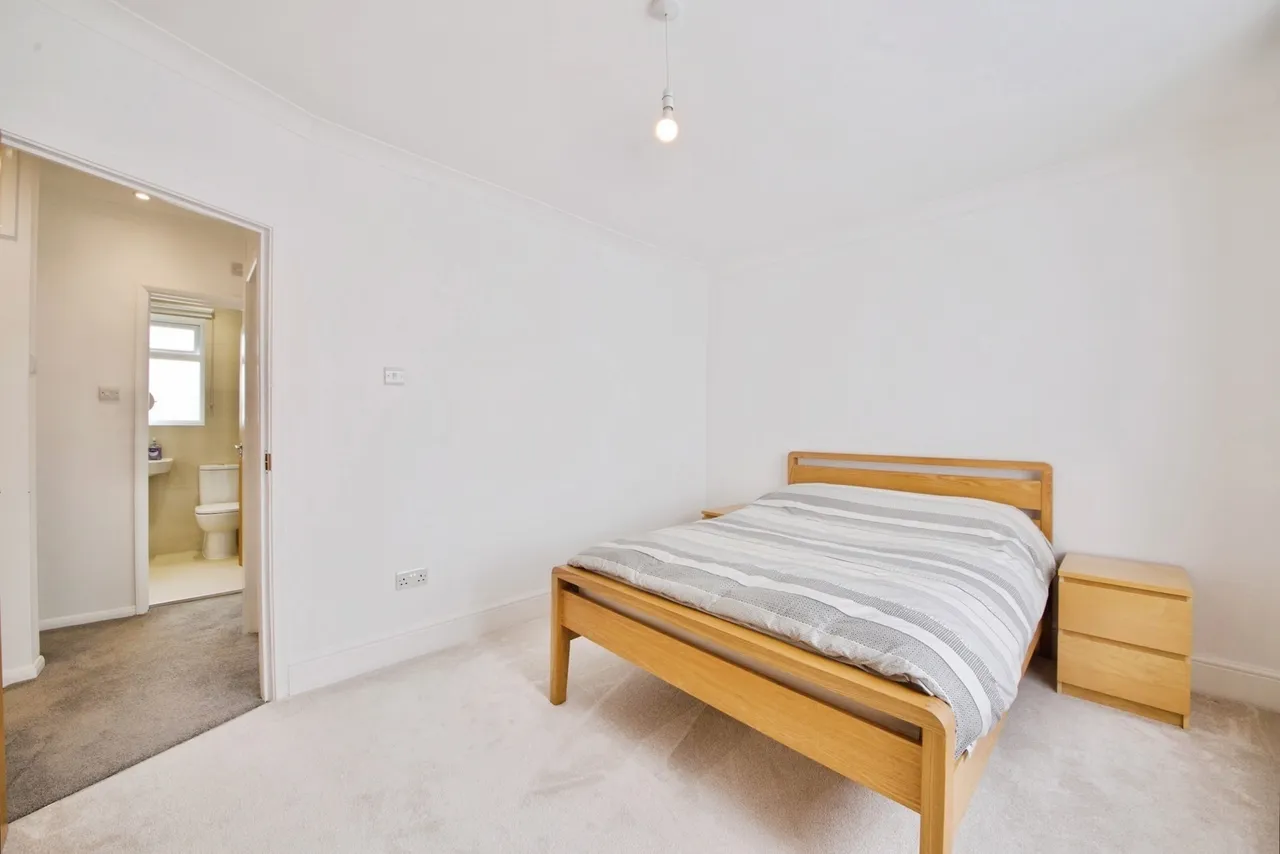 Aveley Road, Romford, RM1, photo 8