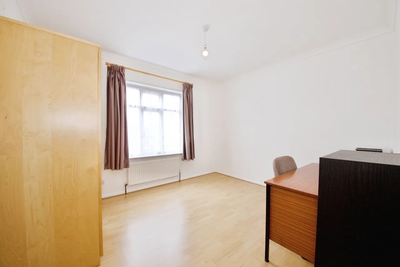 Aveley Road, Romford, RM1, photo 12
