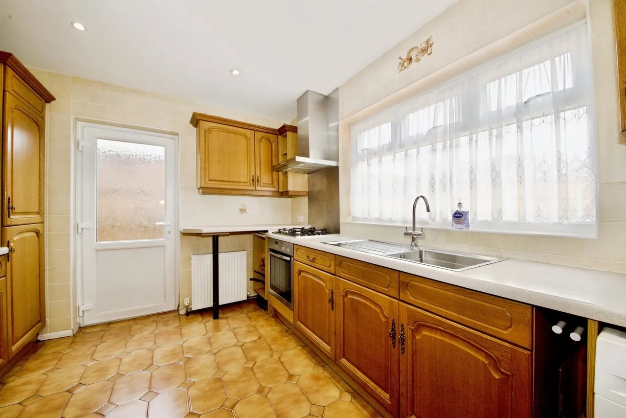 Aveley Road, Romford, RM1, photo 11