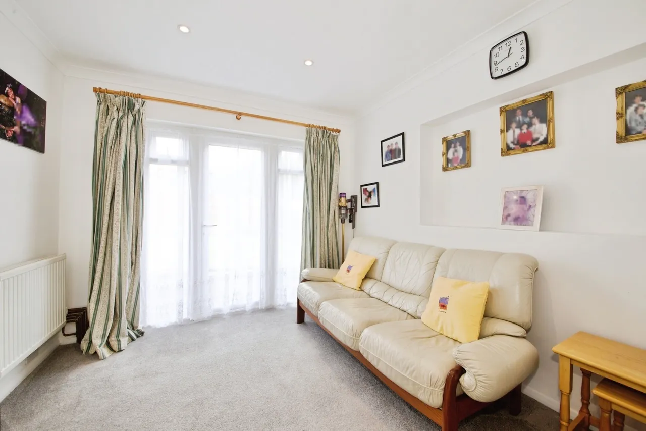 Aveley Road, Romford, RM1, photo 14