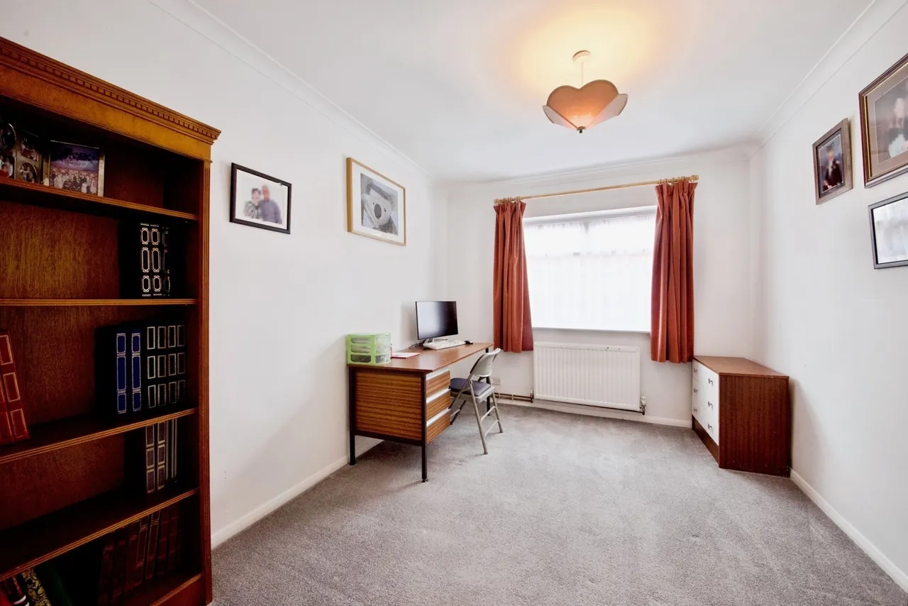 Aveley Road, Romford, RM1, photo 15