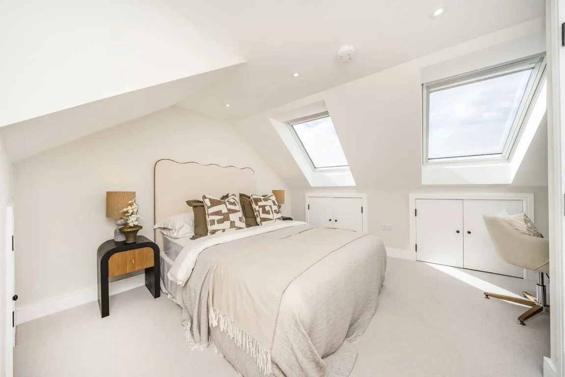 Bakers Mews, TW2, photo 6