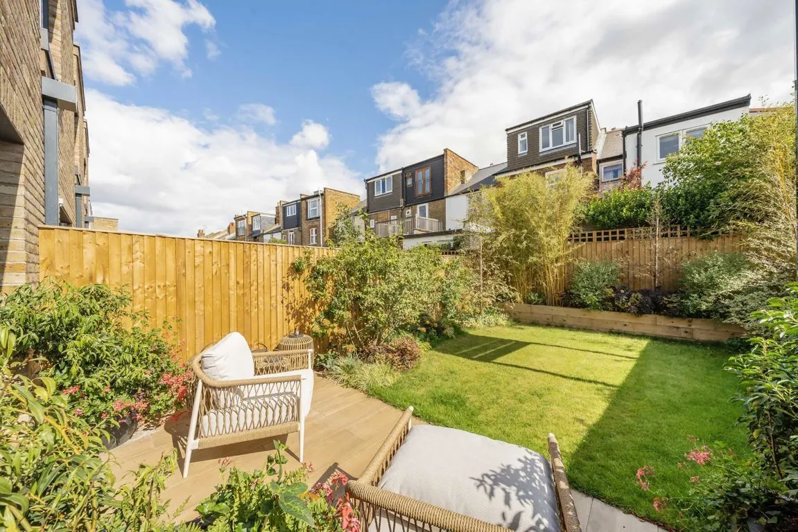 Bakers Mews, TW2, photo 4
