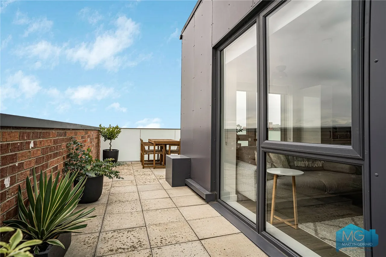 Oakleigh Road North, Whetstone, N20, photo 19
