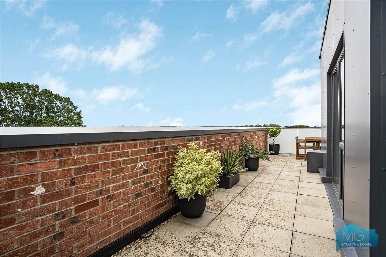 Oakleigh Road North, Whetstone, N20, photo 18