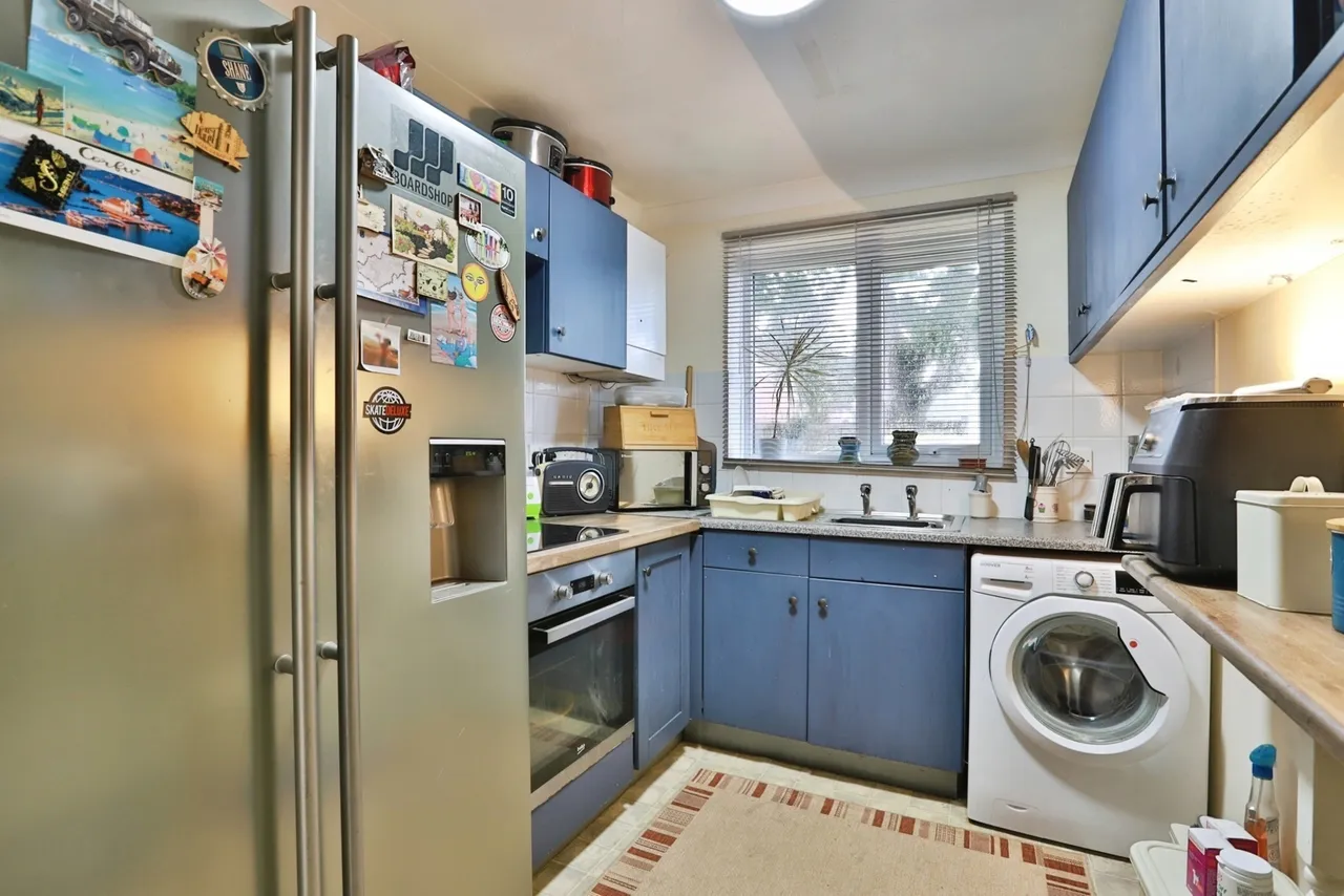 Aldis Gardens, Poole, BH15, photo 7