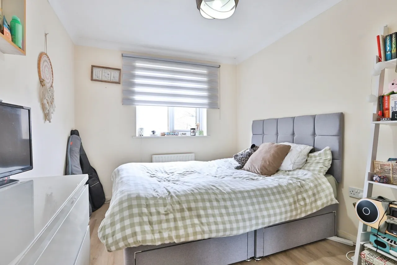 Aldis Gardens, Poole, BH15, photo 11