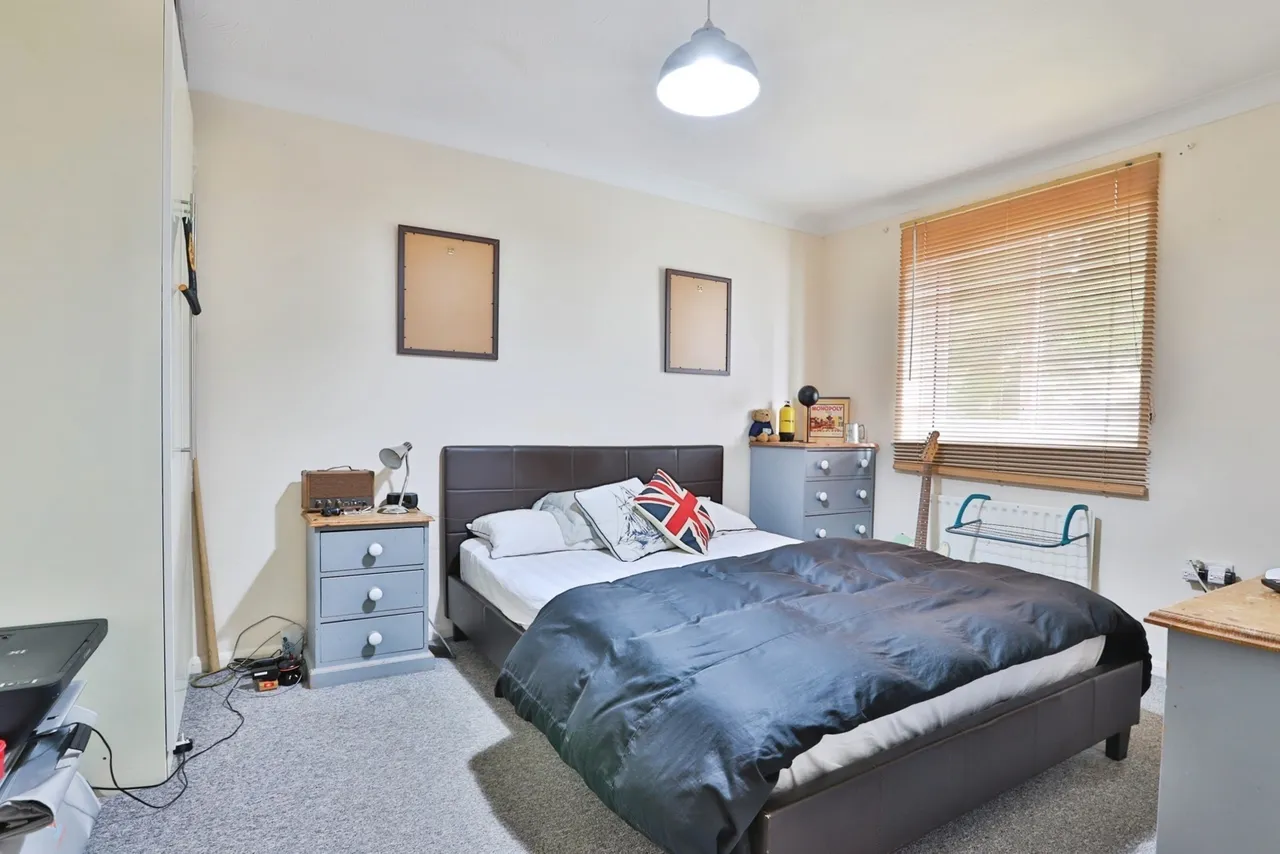 Aldis Gardens, Poole, BH15, photo 9