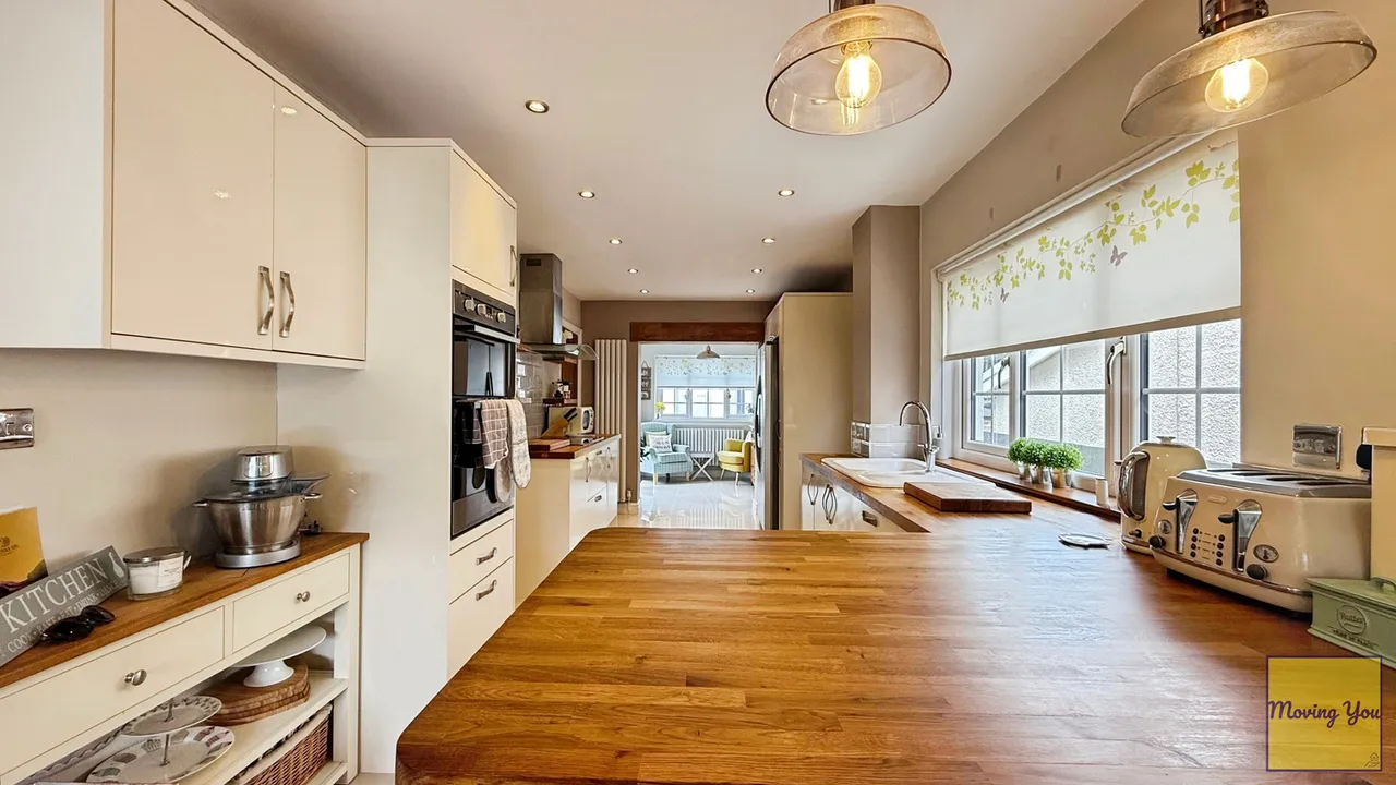 The Pines, Neath, SA10 8AL, photo 9