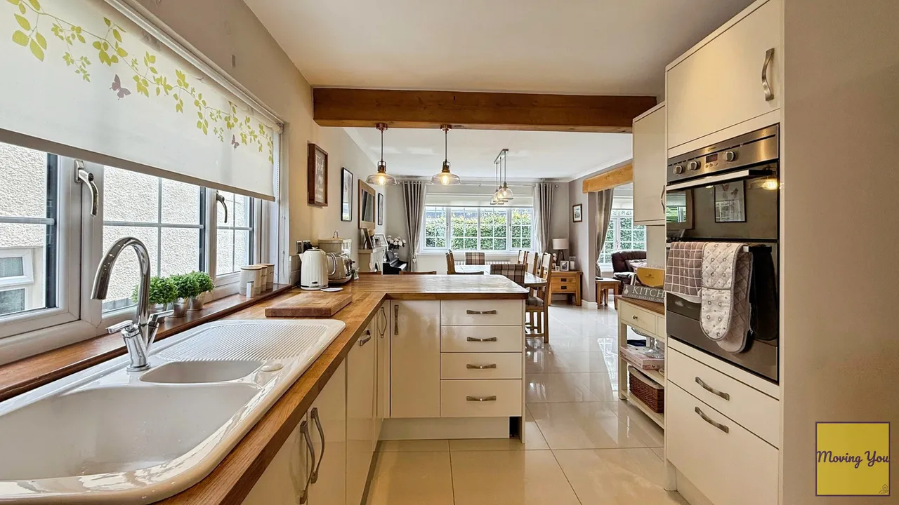 The Pines, Neath, SA10 8AL, photo 2