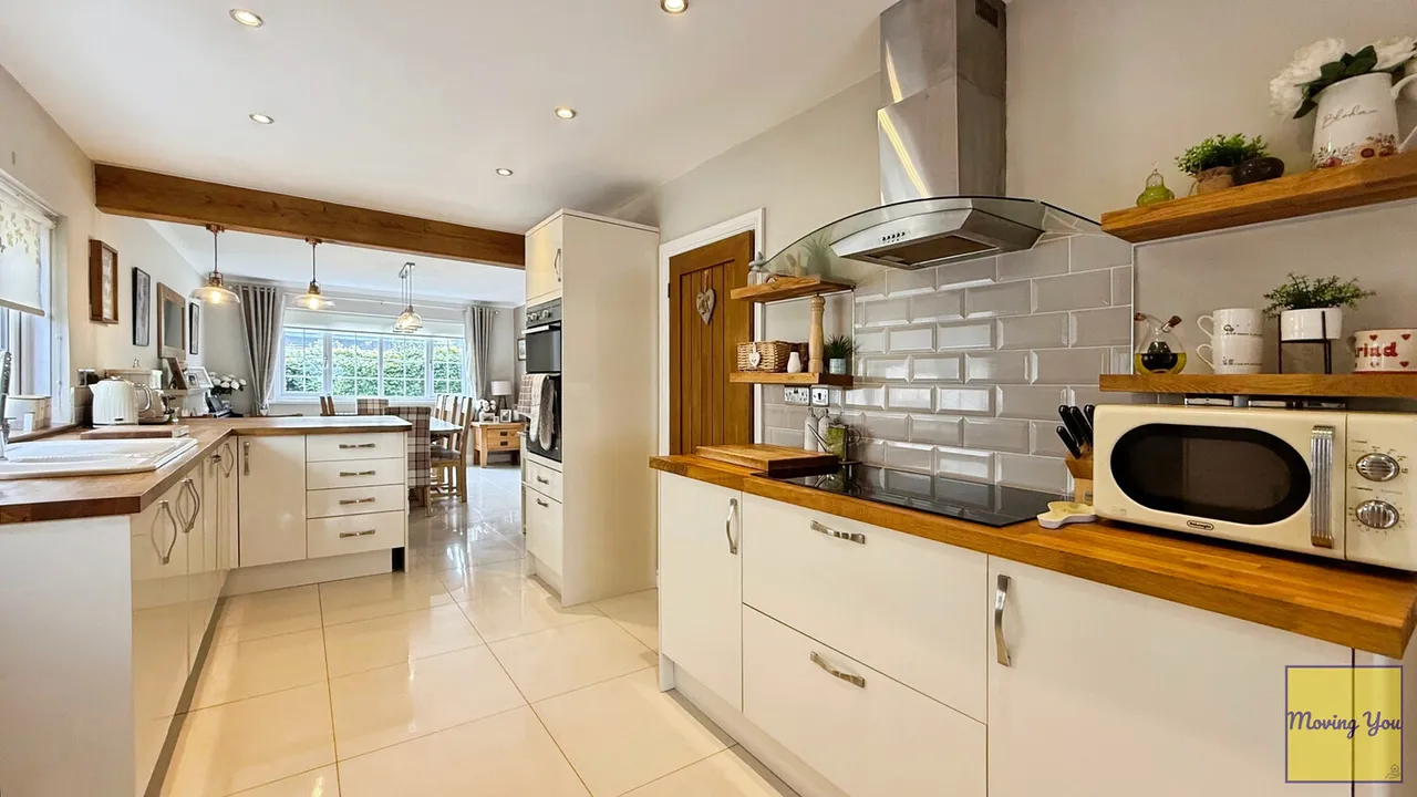 The Pines, Neath, SA10 8AL, photo 10