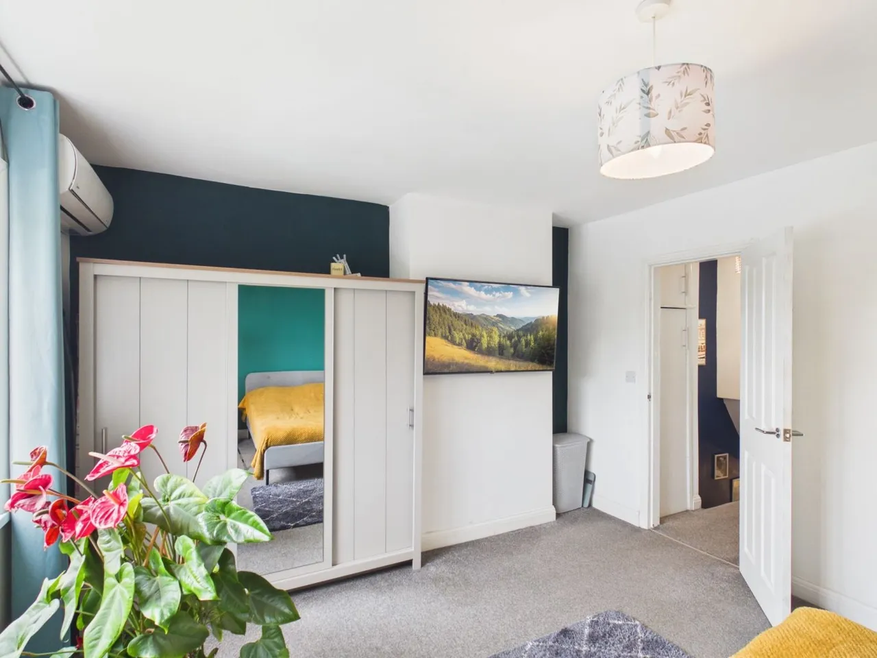 St. Helena Road, Bradford, BD6, photo 9