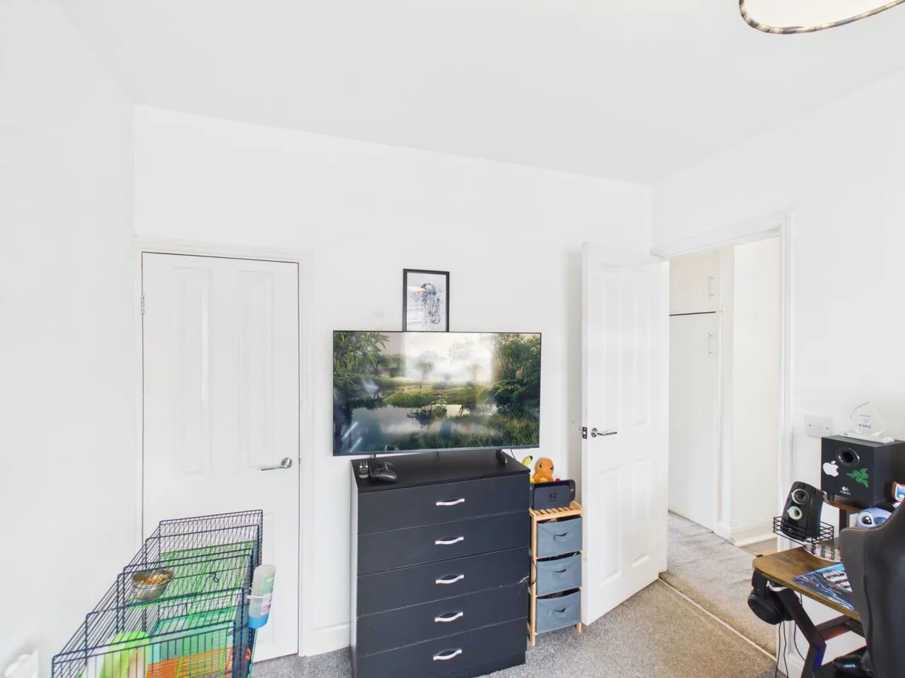 St. Helena Road, Bradford, BD6, photo 12