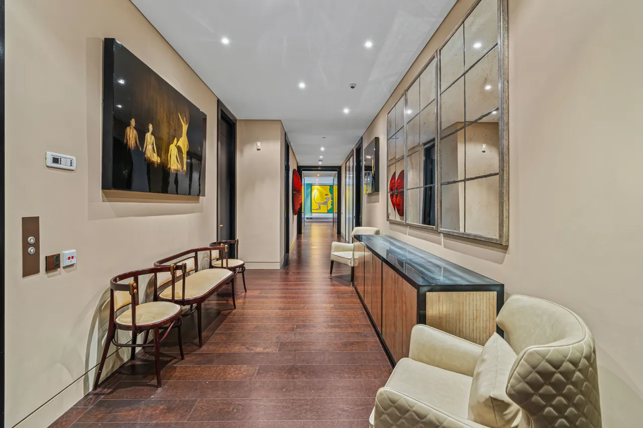 Montrose Place, Belgravia, London, photo 5