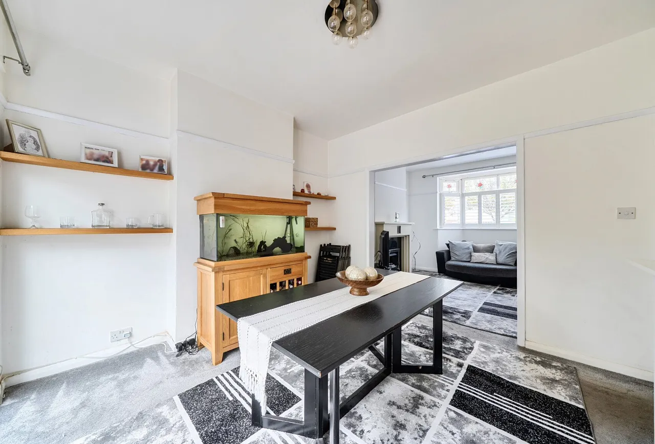 Hillcross Avenue, Morden, SM4 4AZ, photo 11