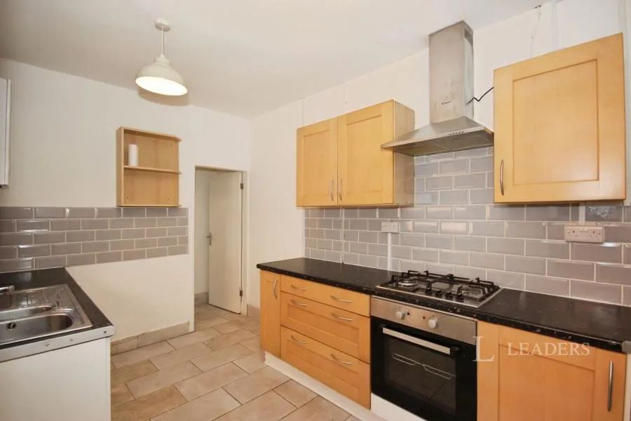 Church Road, Nuneaton, CV10, photo 3
