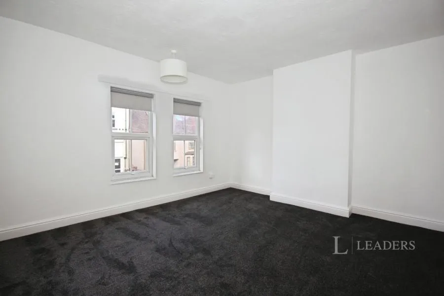 Church Road, Nuneaton, CV10, photo 4