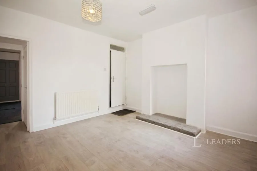 Church Road, Nuneaton, CV10, photo 5