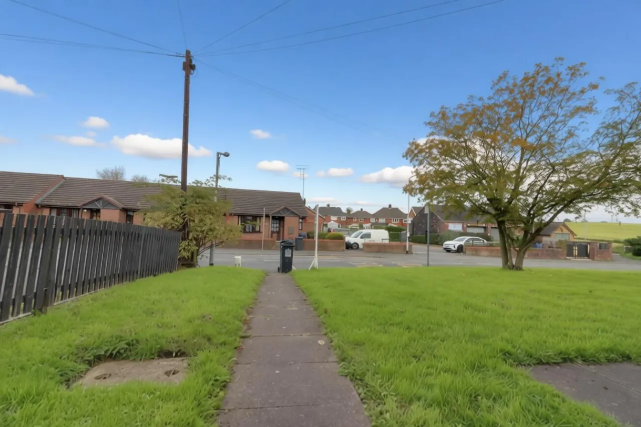 High Street, Talke Pits, ST7, photo 9