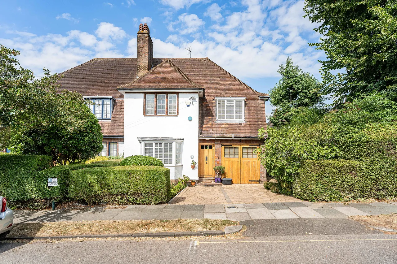 5 bed house for sale, Widecombe Way, Hampstead Garden Suburb, N2
