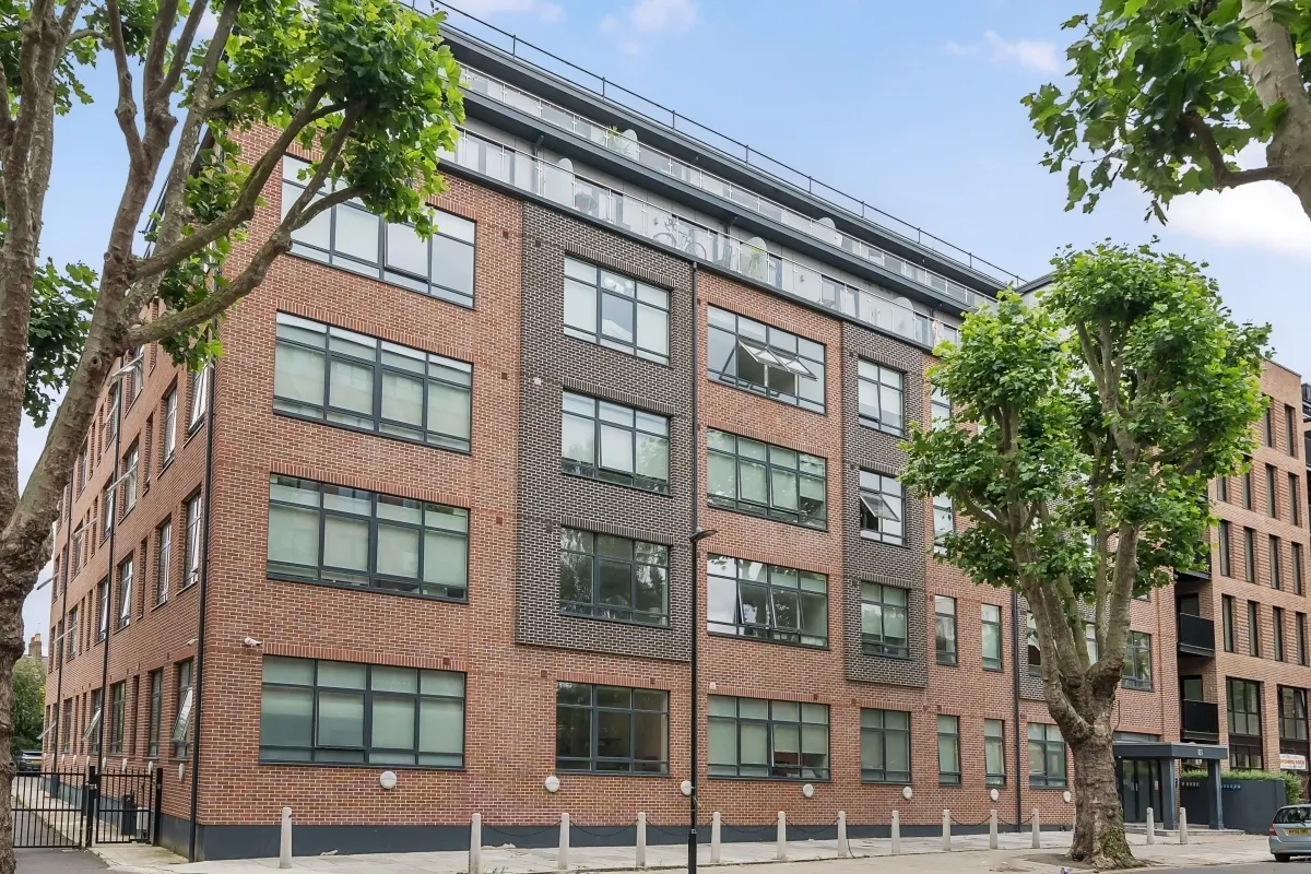 flat to rent — Lawrence Road London N15