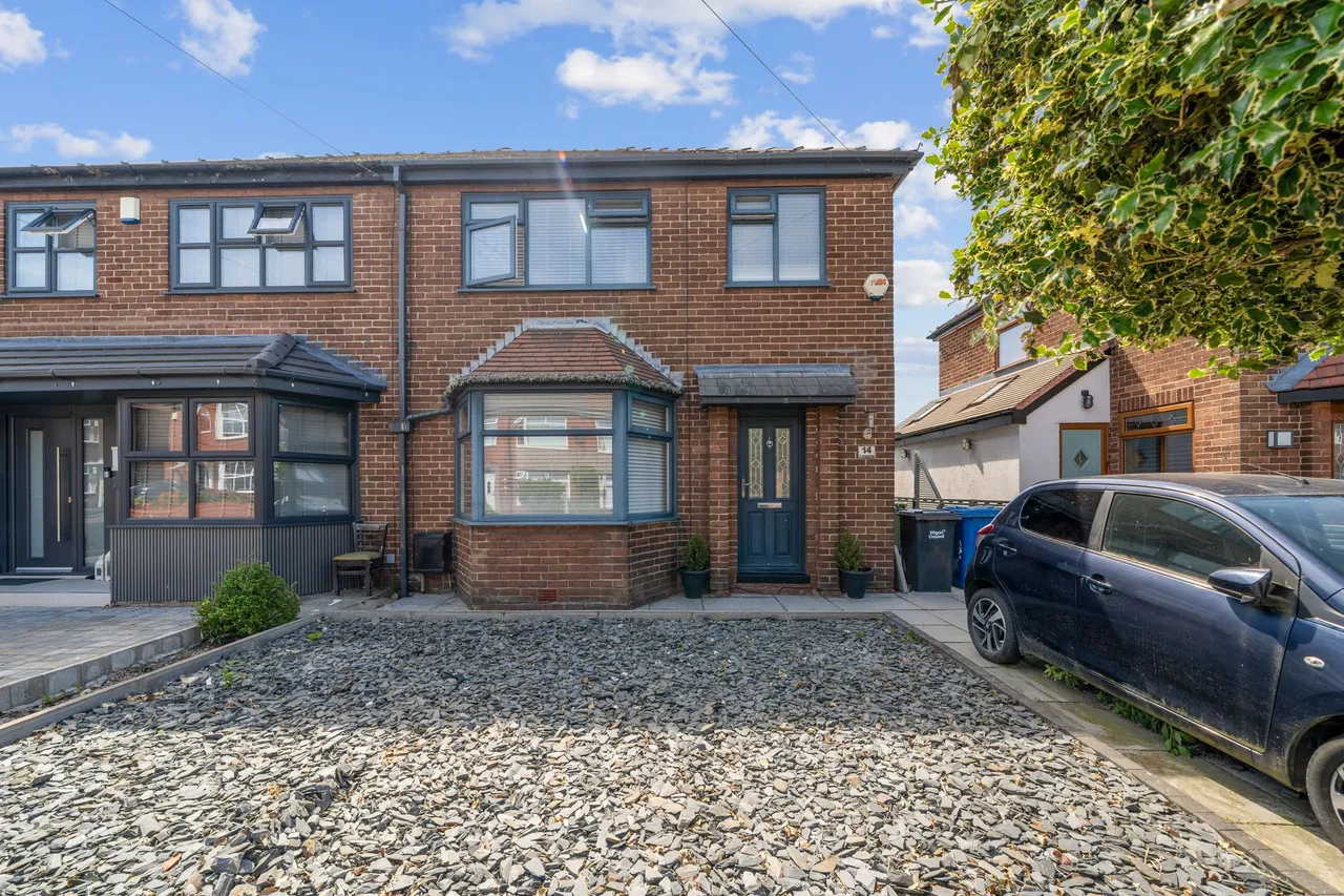 3 bed house for sale — Highfield Avenue, Leigh, Leigh, WN7 3BZ