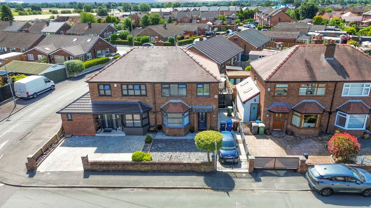 Highfield Avenue, Leigh, Leigh, WN7 3BZ, photo 21