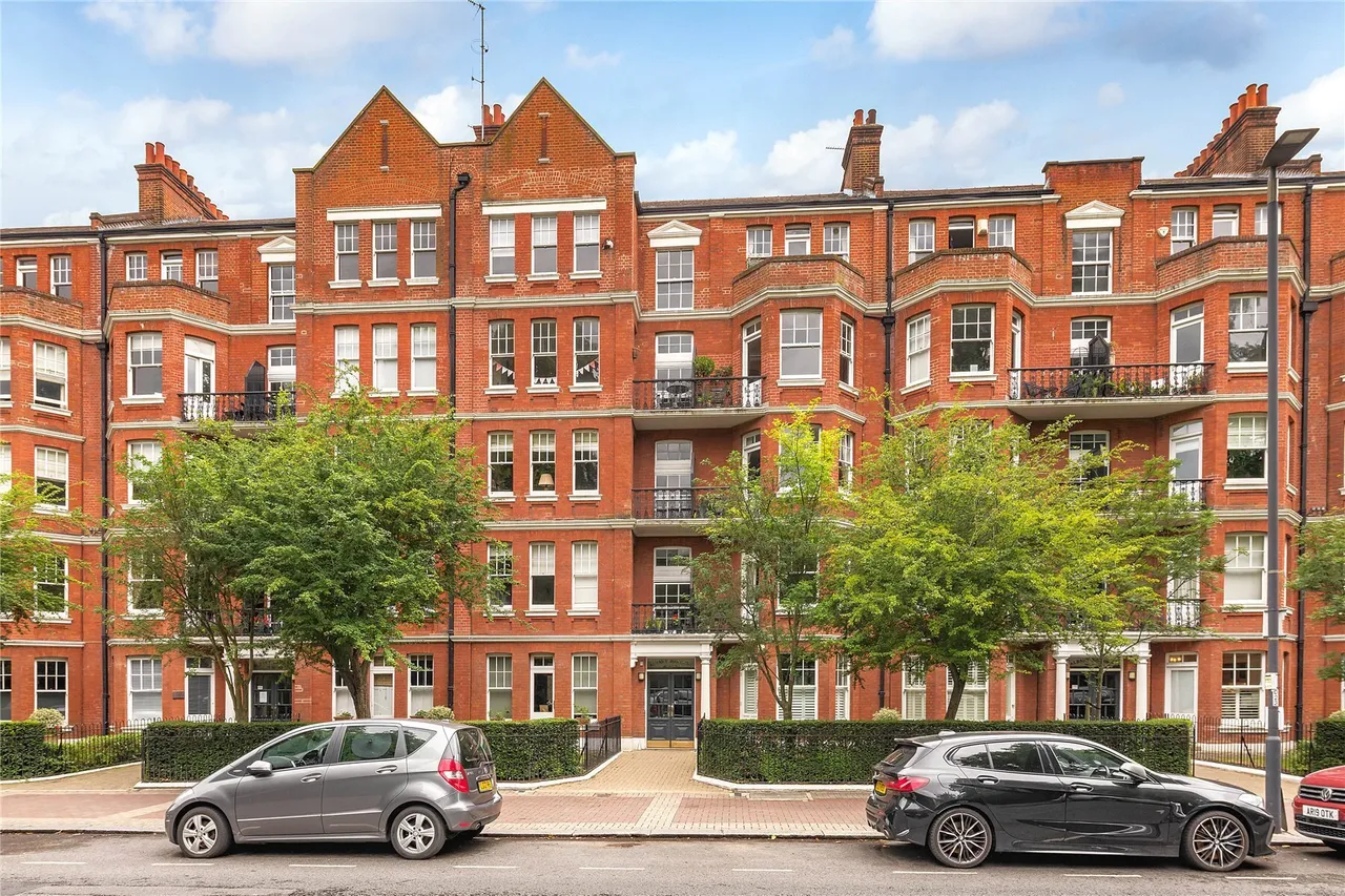 2 bed flat for sale — Albany Mansions, Albert Bridge Road, Battersea, London, SW11