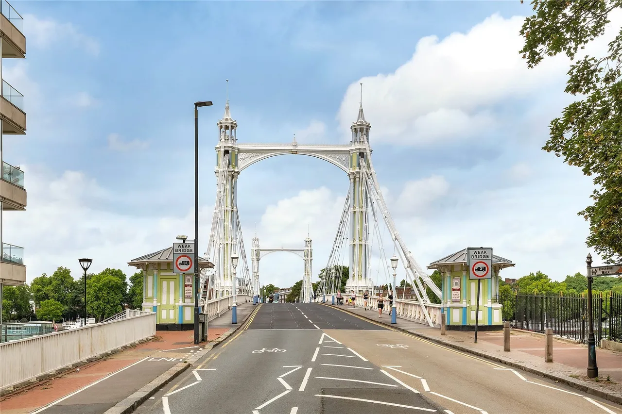 Albany Mansions, Albert Bridge Road, Battersea, London, SW11, photo 9