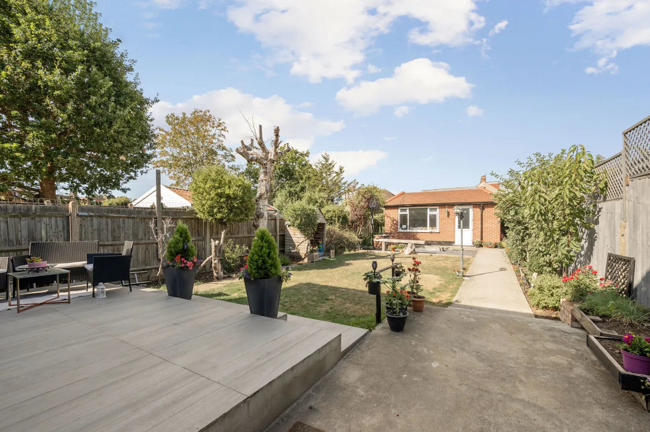 Mossville Gardens, Morden, SM4, photo 4