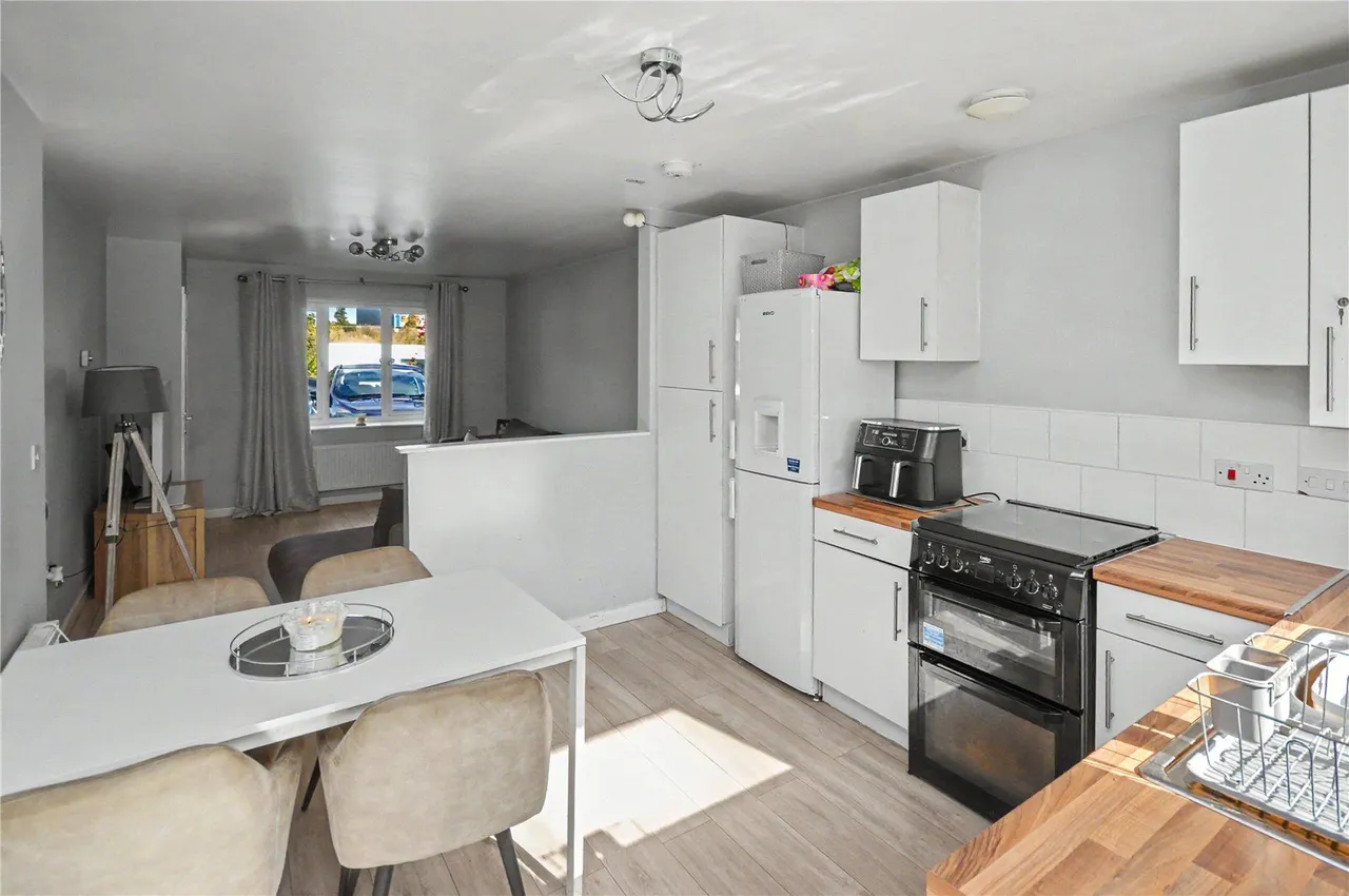 Thorpe Road, Leeds, LS10, photo 4