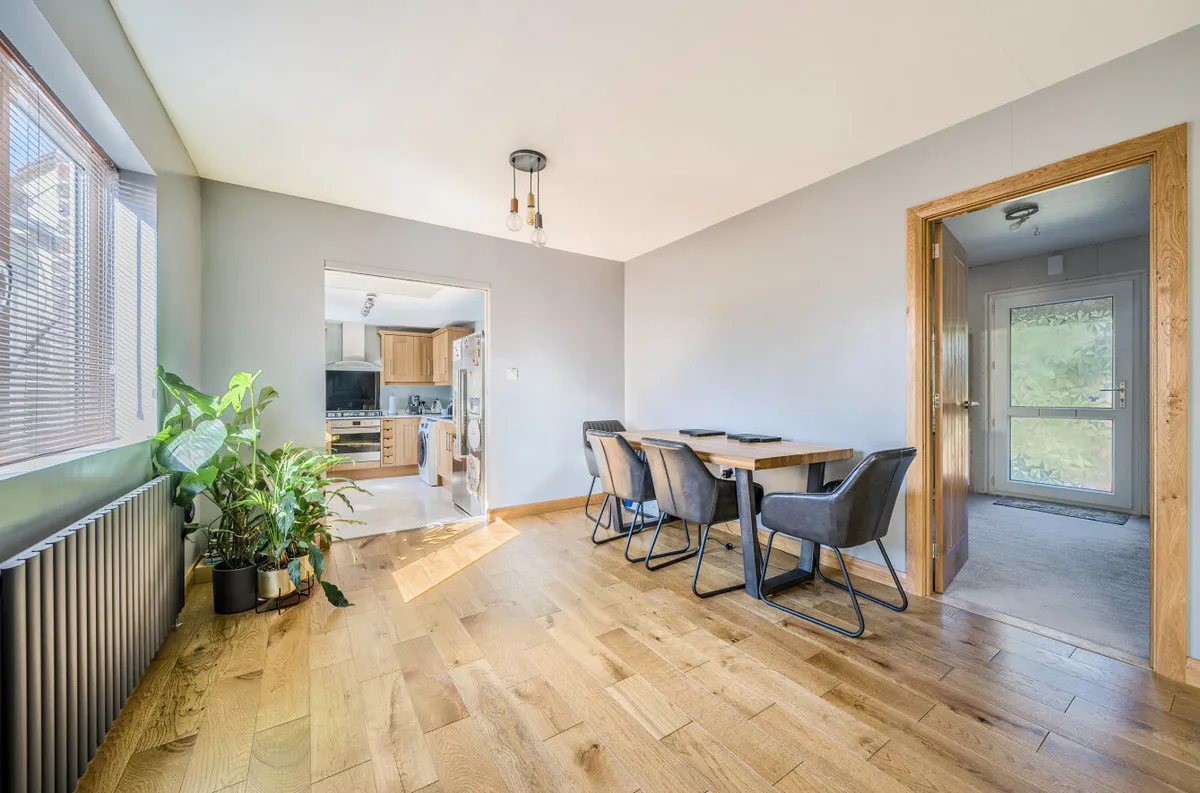 Pulborough, RH20 1BD, photo 3