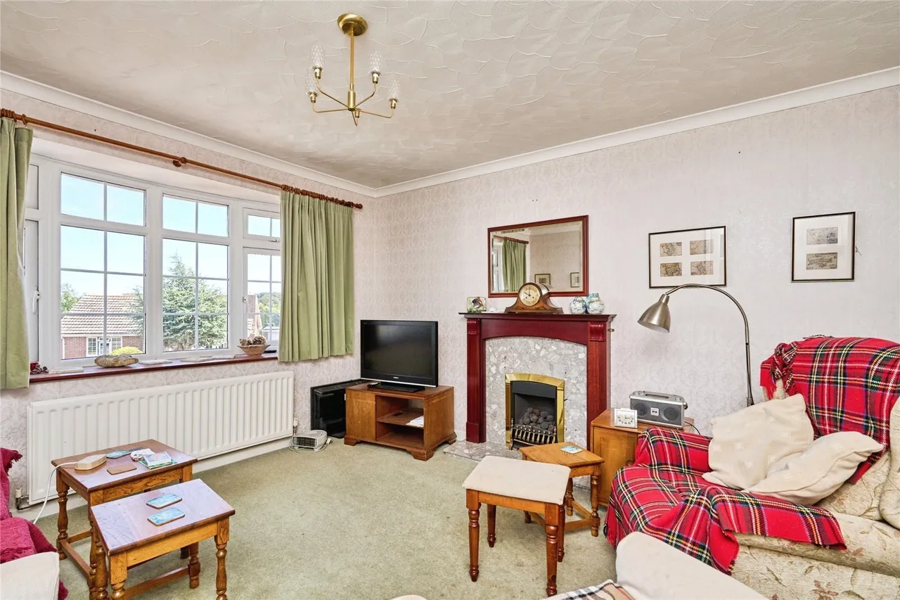 Summers Court, Freshwater, PO40, photo 4