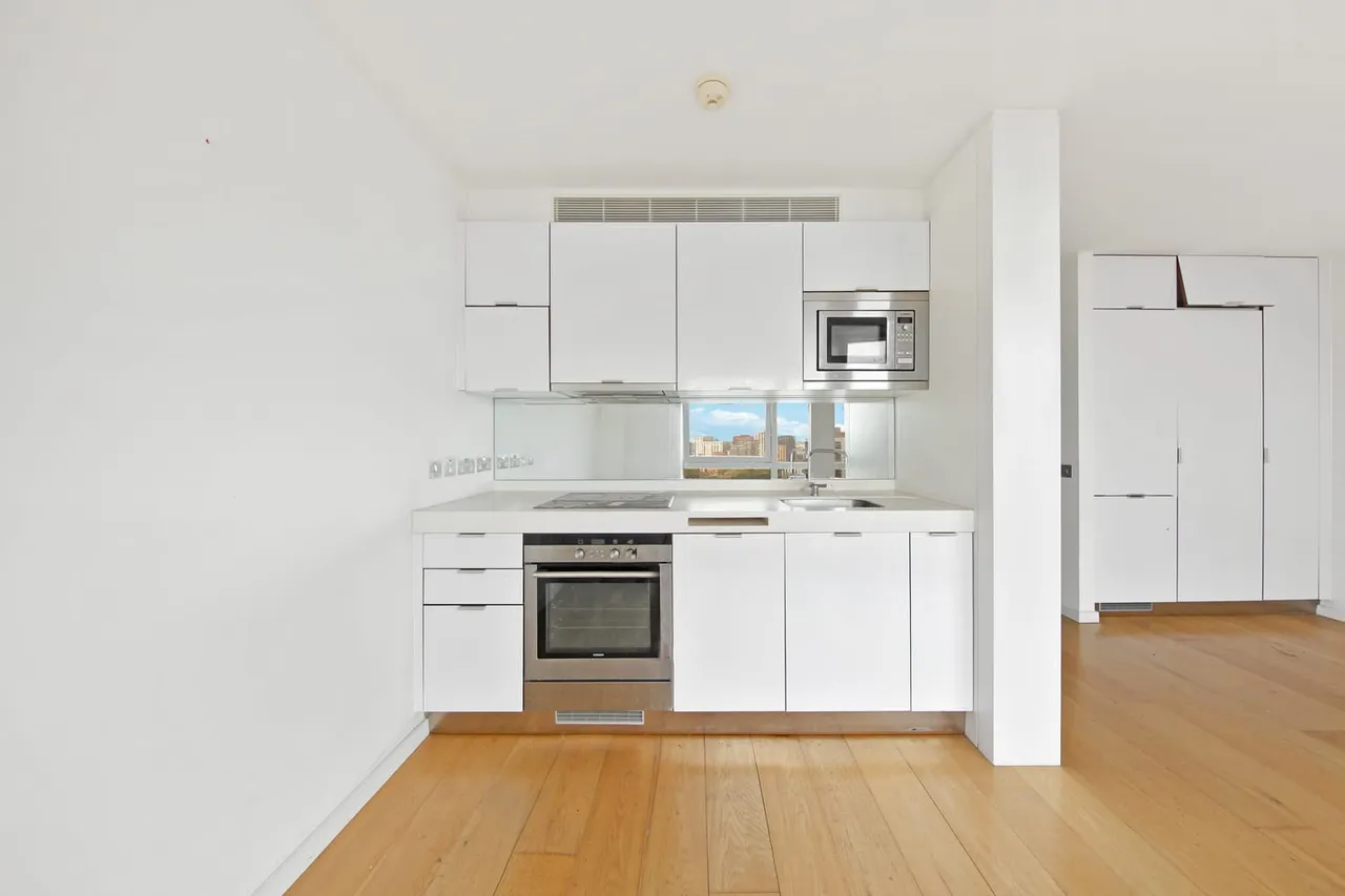 Flat 2001, Ontario Tower, 4 Fairmont Avenue, London, E14 9JD, photo 5