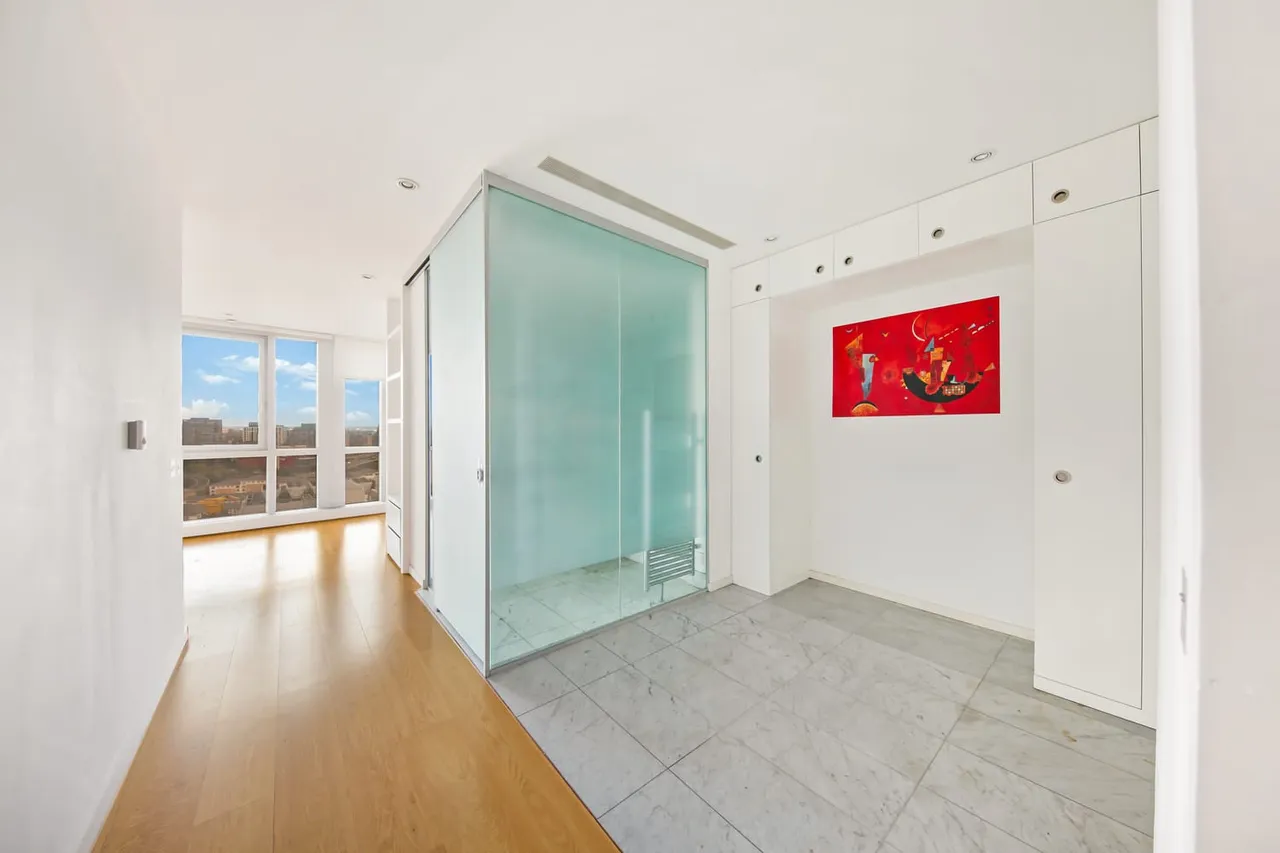 Flat 2001, Ontario Tower, 4 Fairmont Avenue, London, E14 9JD, photo 6