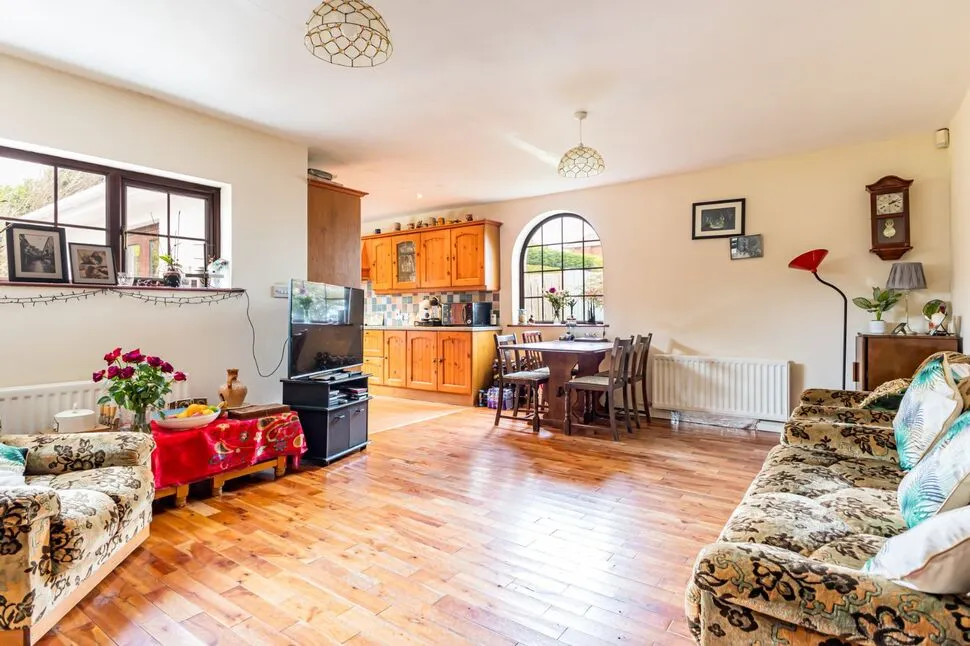 Off Cairnshill Road, Belfast, BT8, photo 6