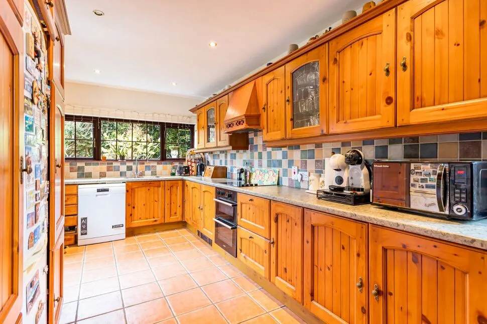 Off Cairnshill Road, Belfast, BT8, photo 7